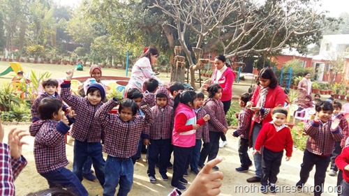 Lohri at Mothercare School Lucknow (2)